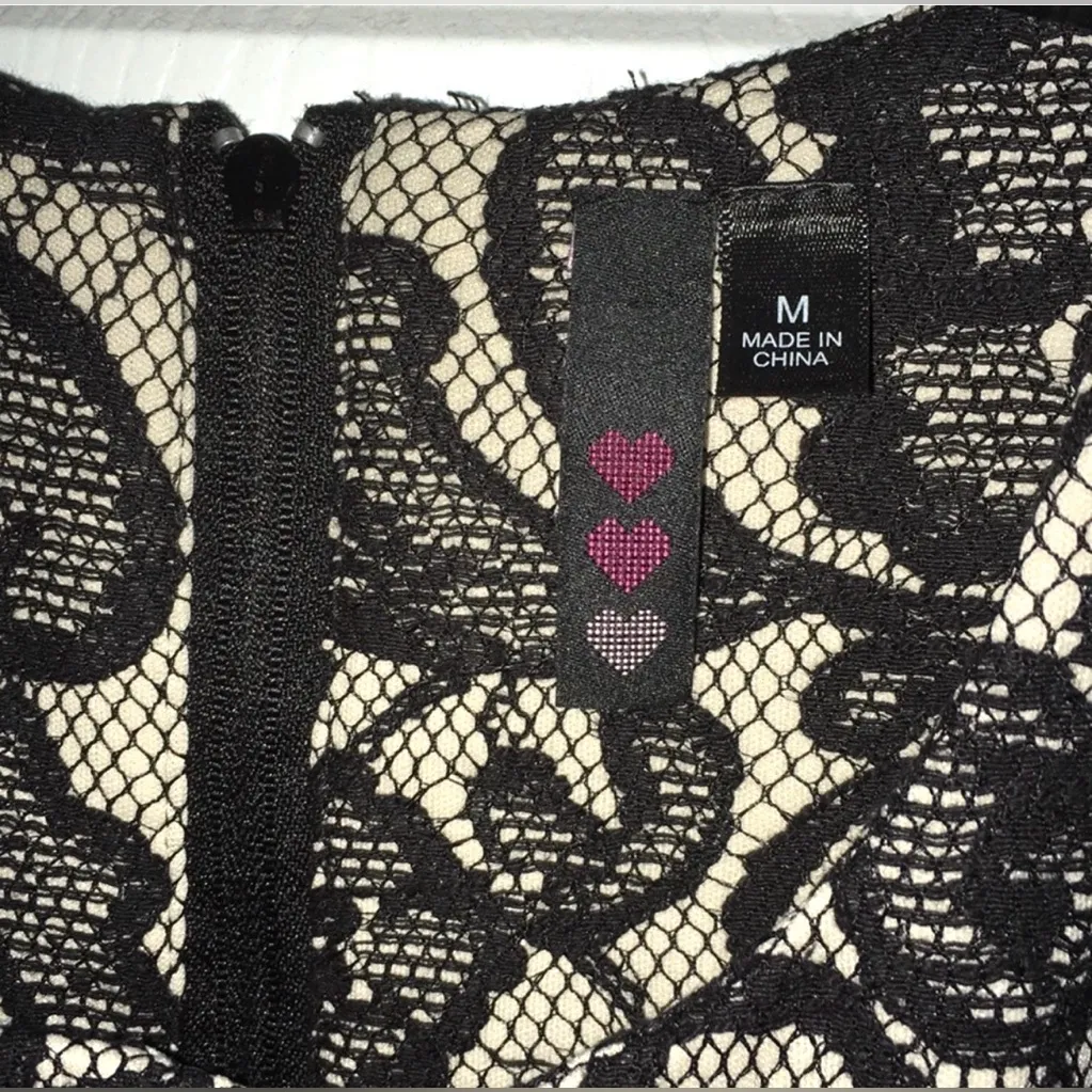 Elegant Black Lace Dress - Image 4