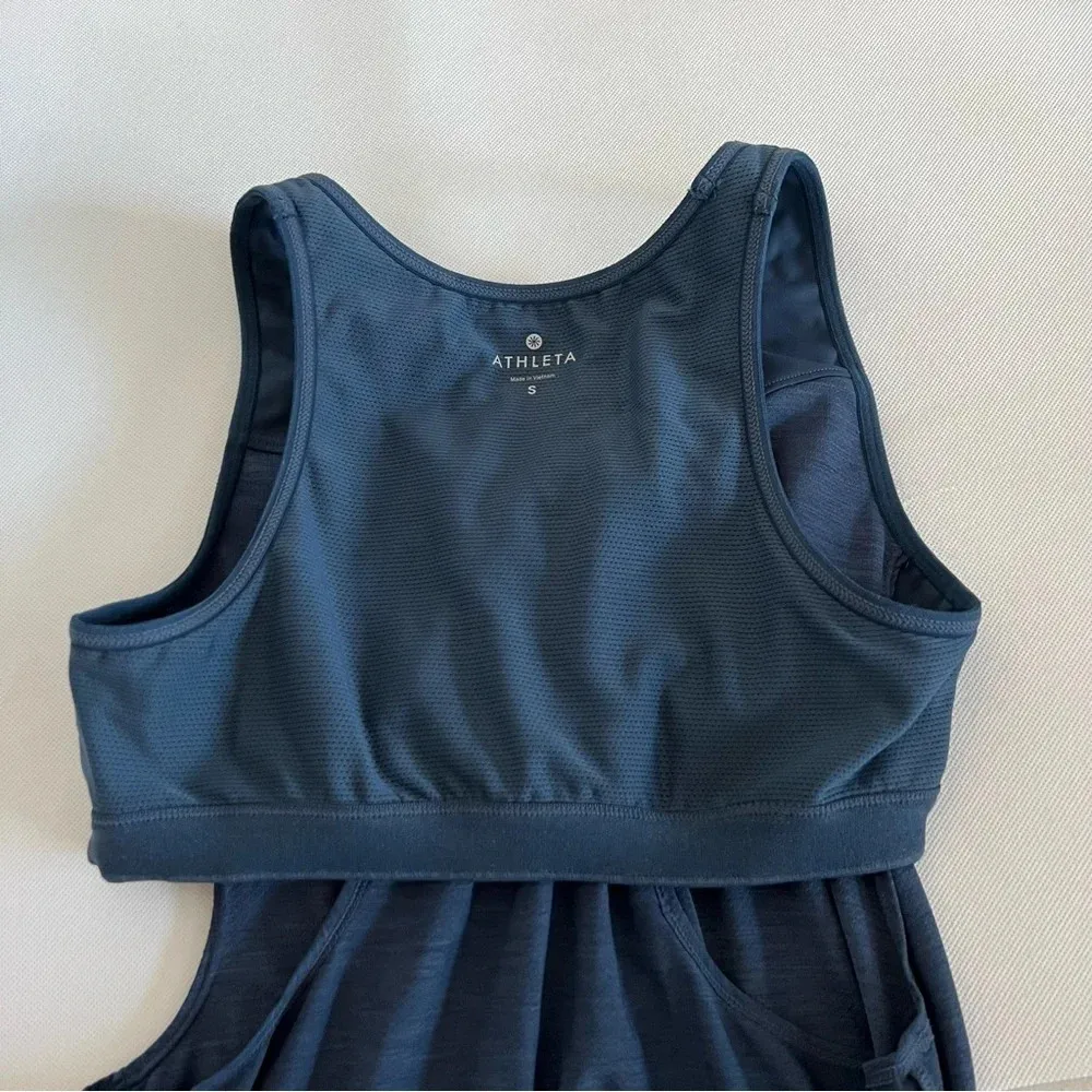 Athleta Gel Mesh Supercharged Tank Top Size Small Iron Blue - Image 6