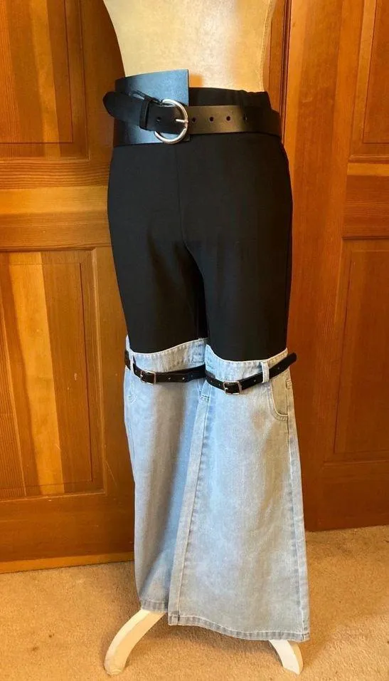 Nwt, Lavishly Paris Two Tone Denim Flare Leg Pants. - Image 11
