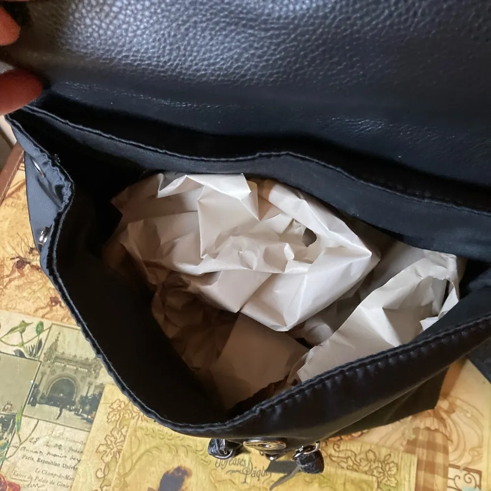 NWT Botkier mini trigger NYLON BACKPACK BLACK WITH GUITAR LIKE LOGO STRAPS - Image 7