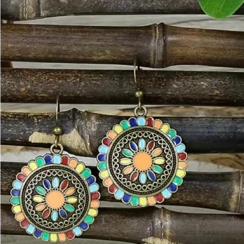 😻😻😻3 for 12😻😻😻BOHO Style Necklace and Earring Set - Image 3