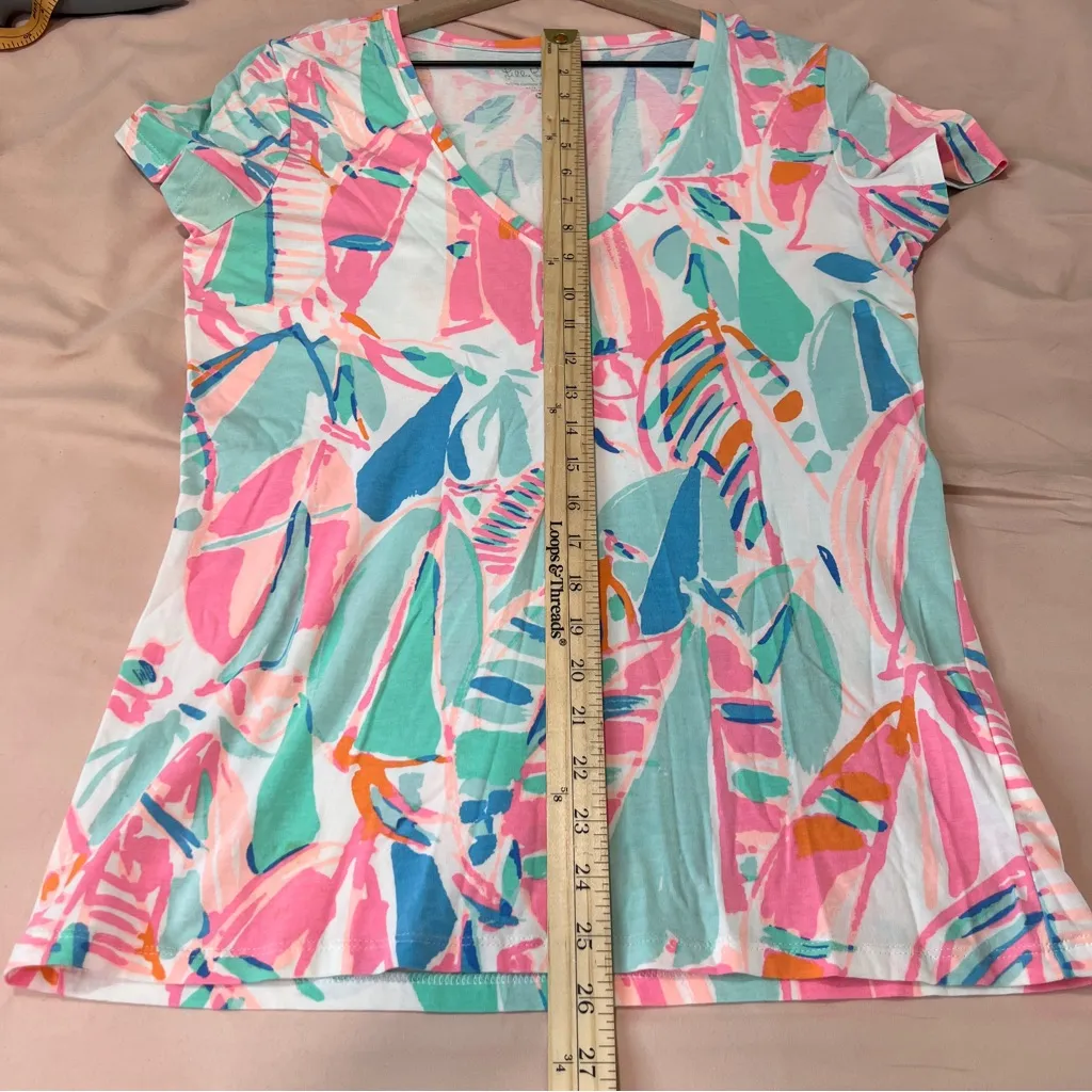 Lilly Pulitzer Stretch Cotton Colorful Pastel V-Neck Women's‎ Short Sleeve Tee M - Image 10