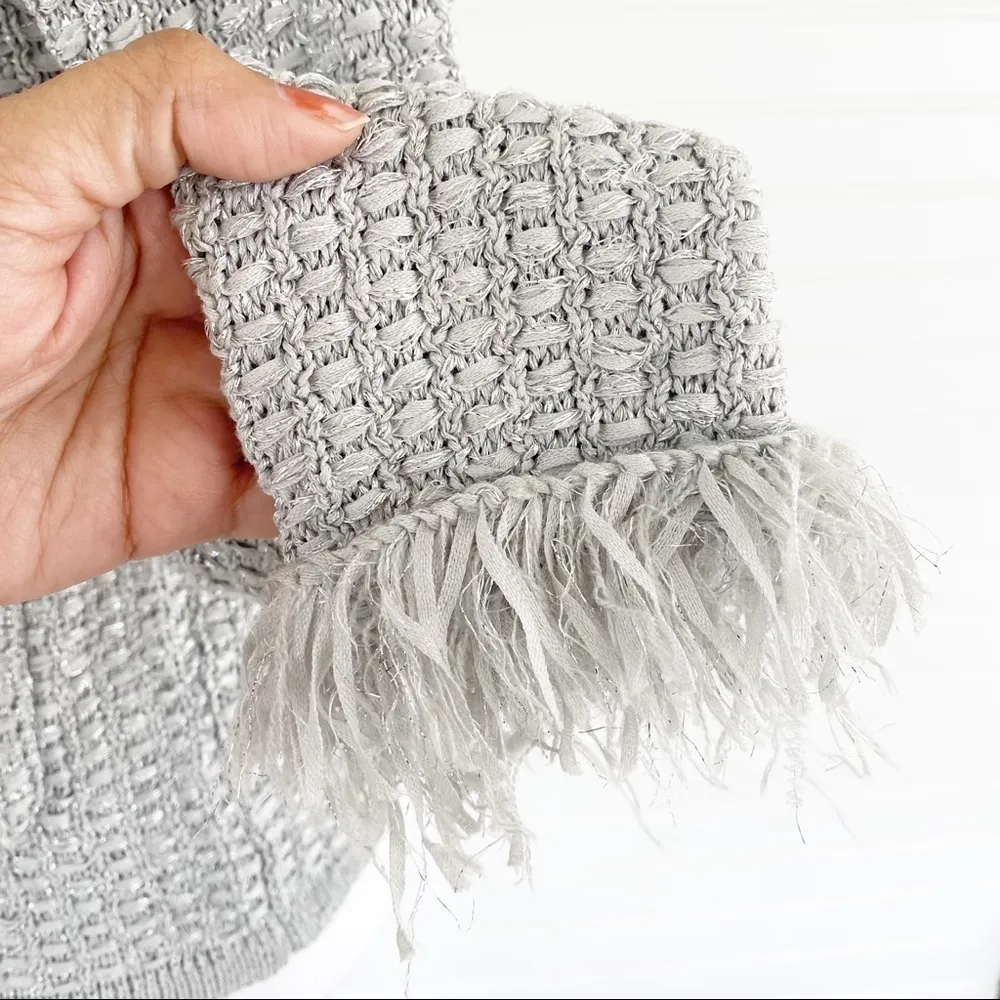 Shaggy gray sweater Size Small - Image 4