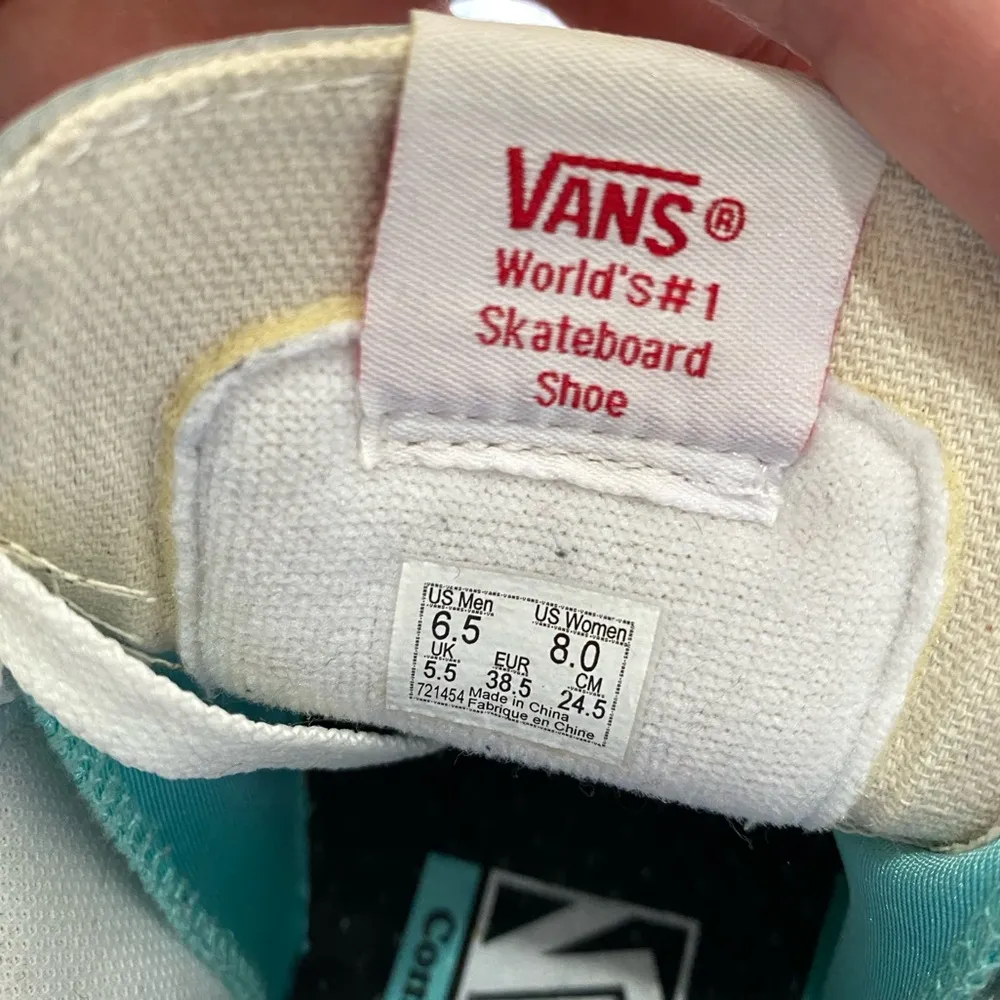 Vans Customs Skate Hi-Tops size women’s 8 Greens and White Leather - Image 8