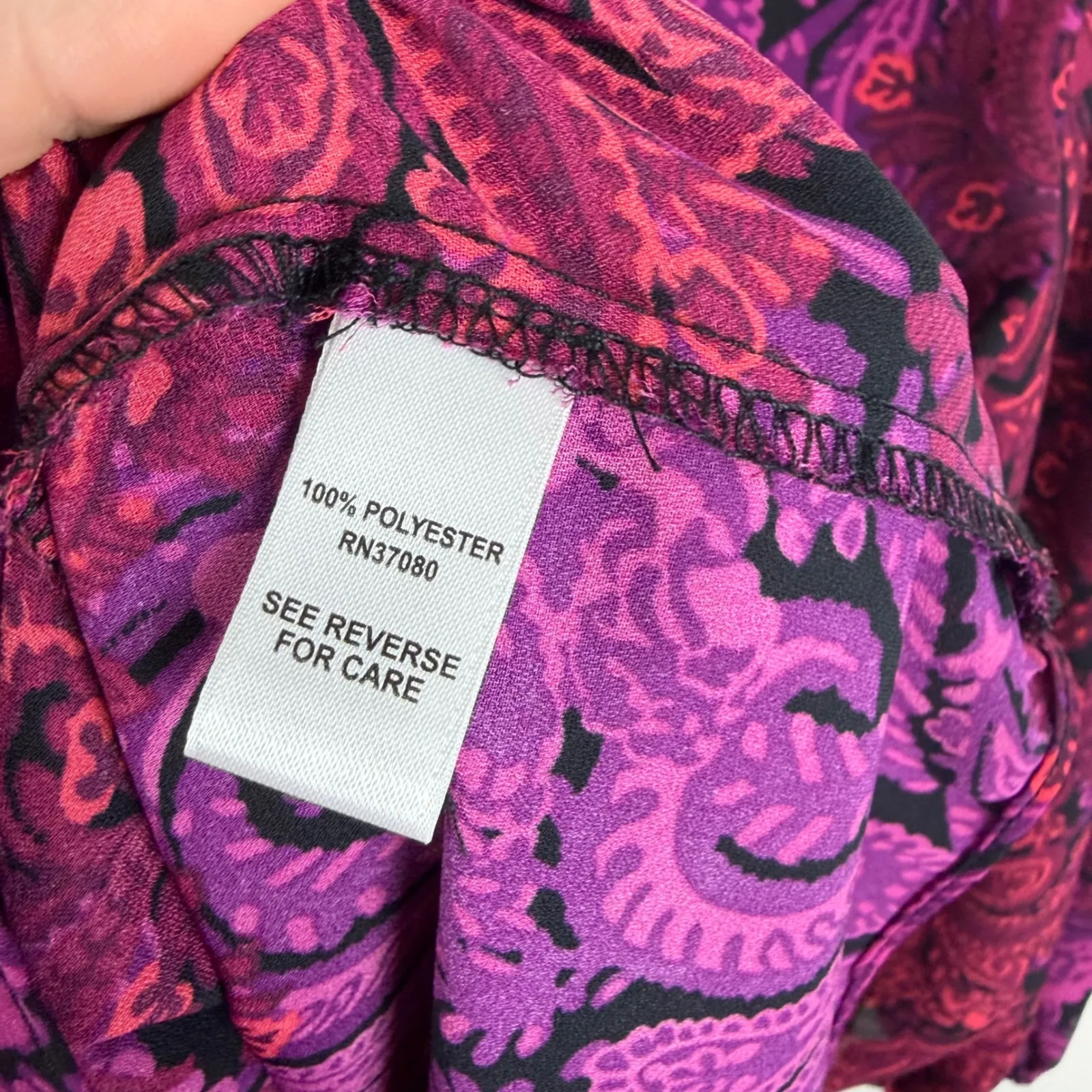 Caro Est 1946 Paisley Print Chain Neck Blouse Size 18/20W Lightweight Boho Artsy Purple - Image 9