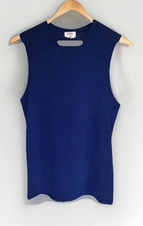 Hanes Muscle Tank top 60’s classic - Image 2