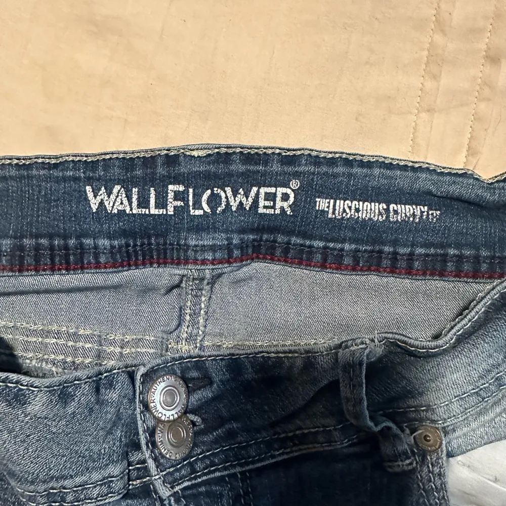 Wallflower jeans Size undefined - Image 2