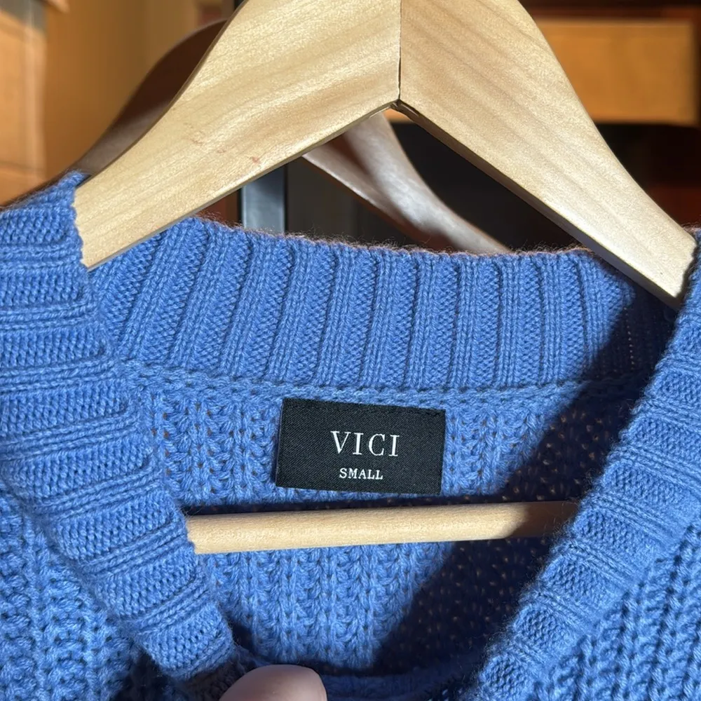 VICI Powder Blue Balloon Sleeve Sweater Size Small Oversized - Image 8