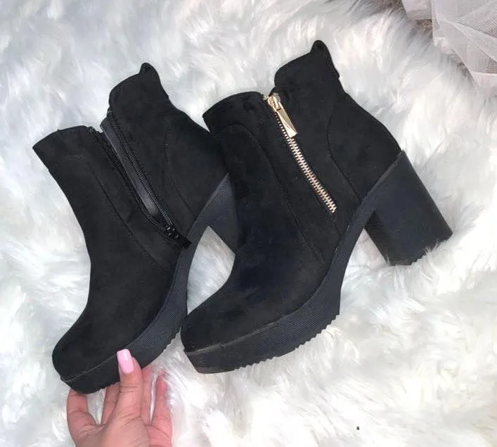 These Three Boutique Kinder Booties - Image 3