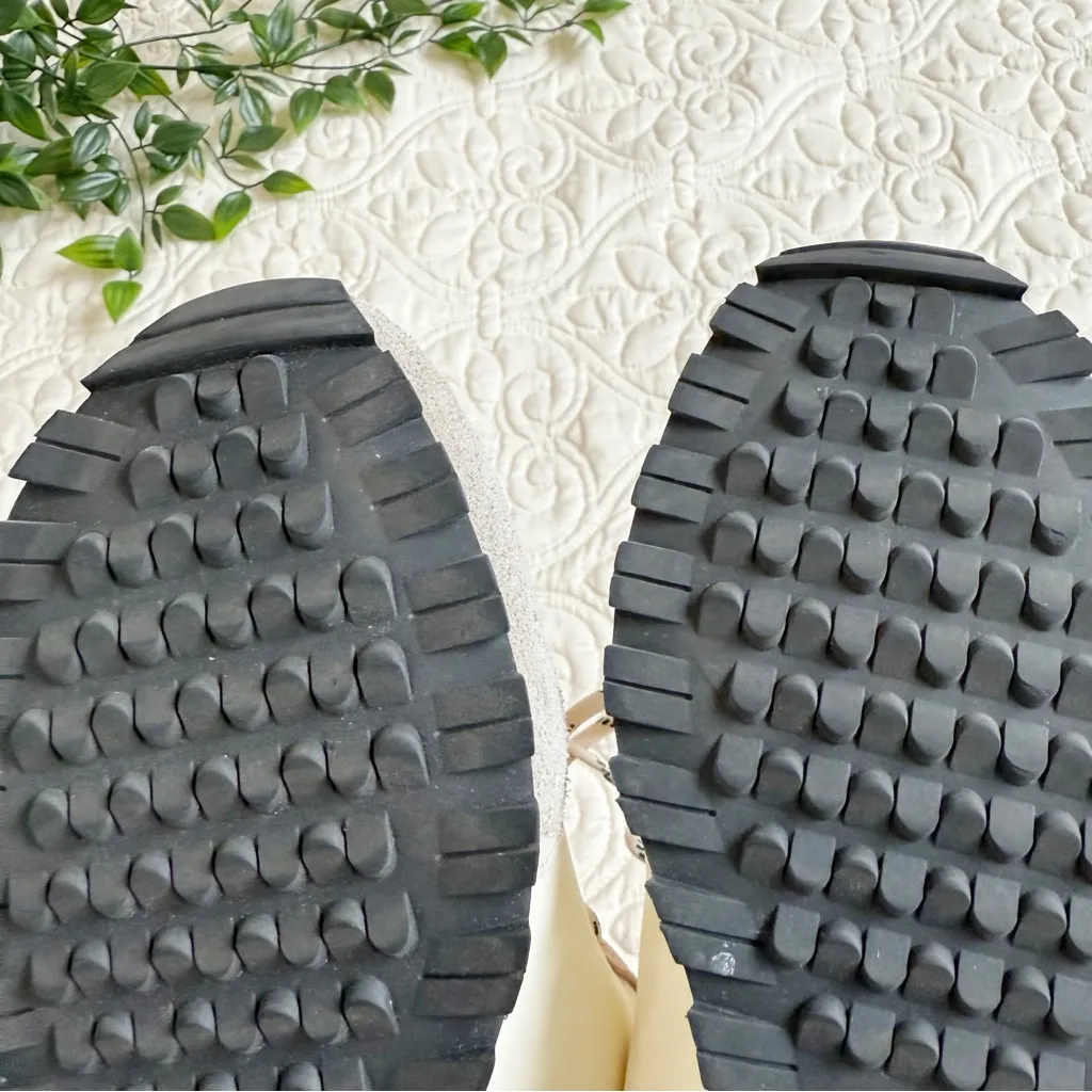 Tory Burch Vintage Nylon Training Sneaker Sz 8 - Image 5