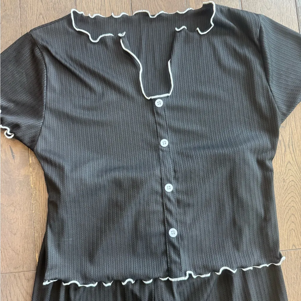 Black Women's Sleepwear Set - Image 5