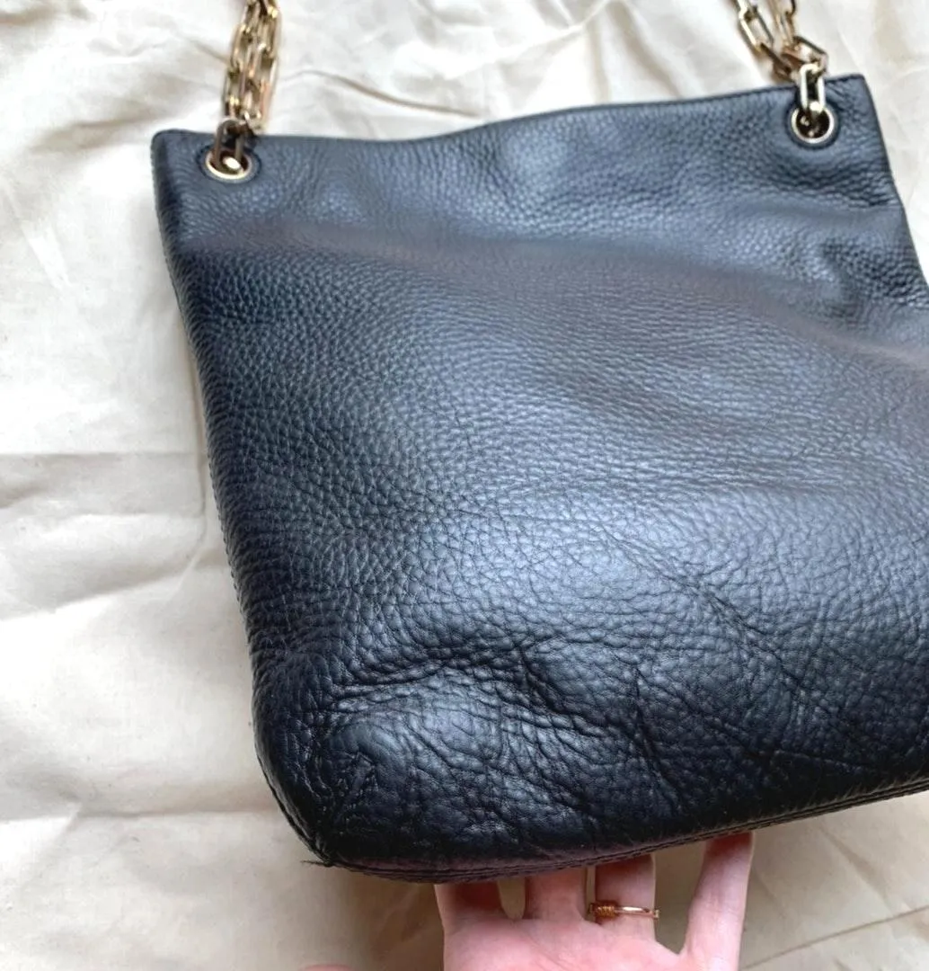 Tory Burch Whipstitch Logo Swingpack - Image 6