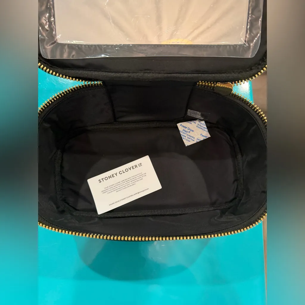 STONEY CLOVER LANE- Textured Open Top Mirror Pouch. Black! NWT! - Image 5