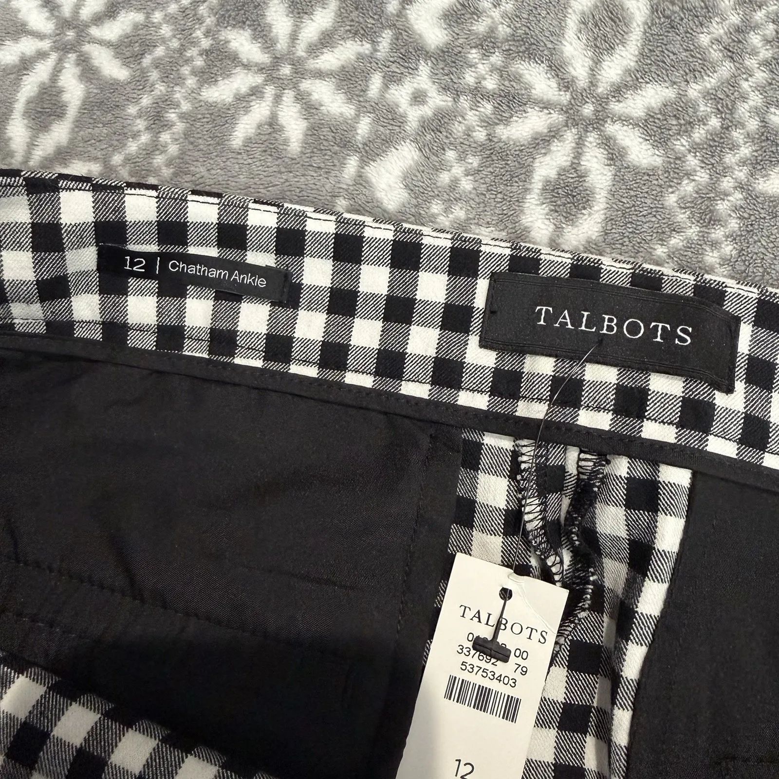 NWT Talbots Chatham Ankle Slim Leg Black & White Gingham Size 12 - Image 4
