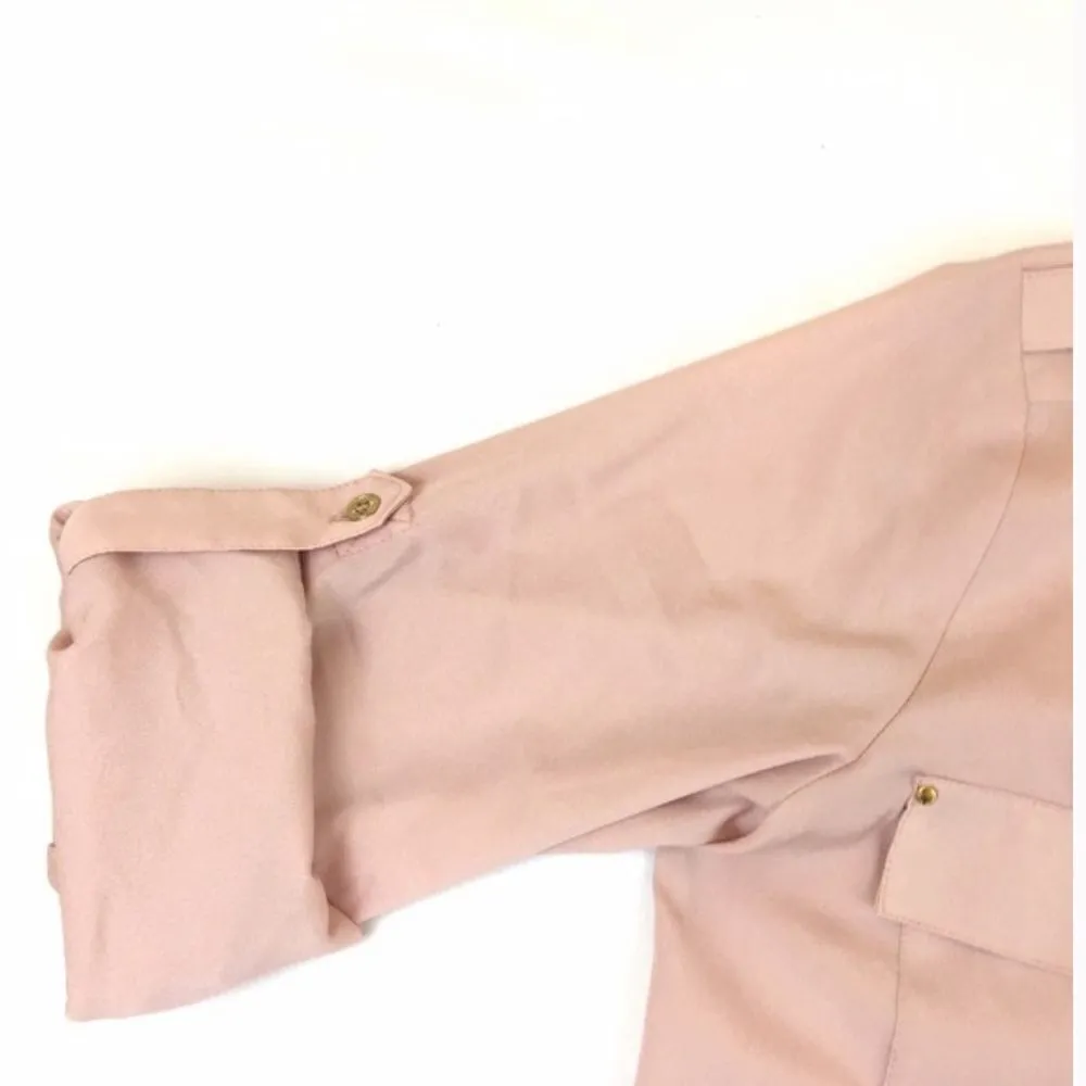 ✨ Calvin Klein blush button up shirt✨ - Image 4