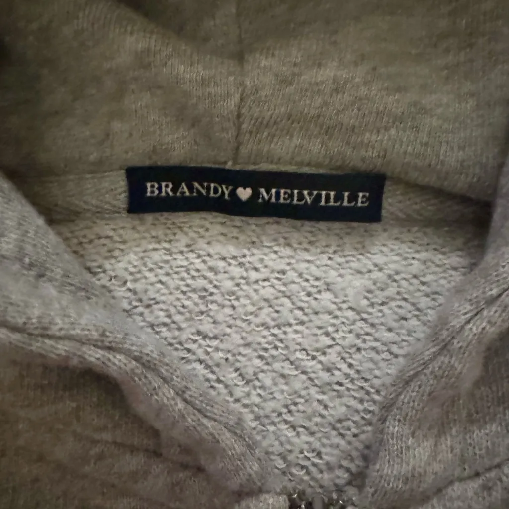 Brandy Melville  Bundle! - Image 4