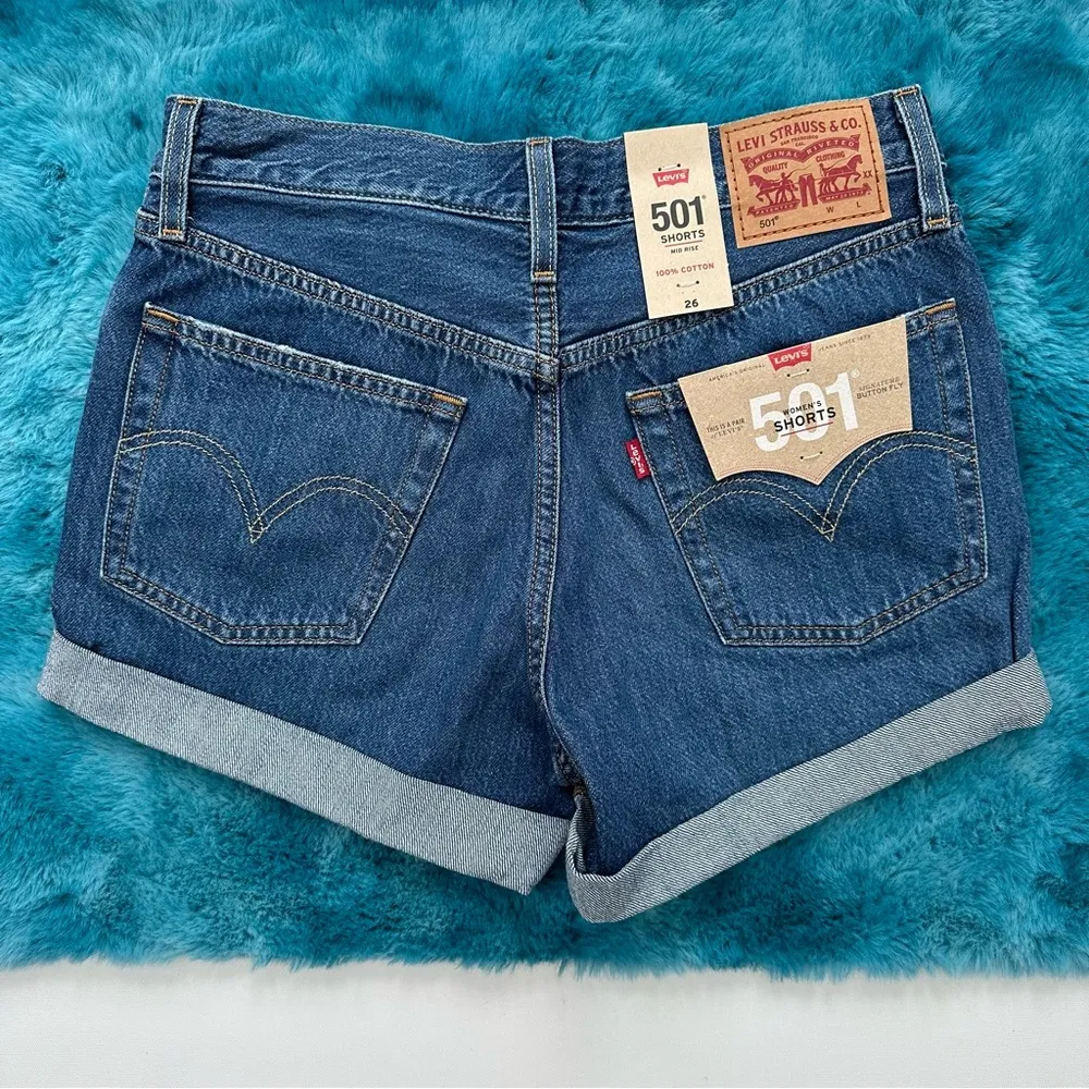 Levi’s Women’s 501 Mid Rise Shorts Size 26 - Image 9