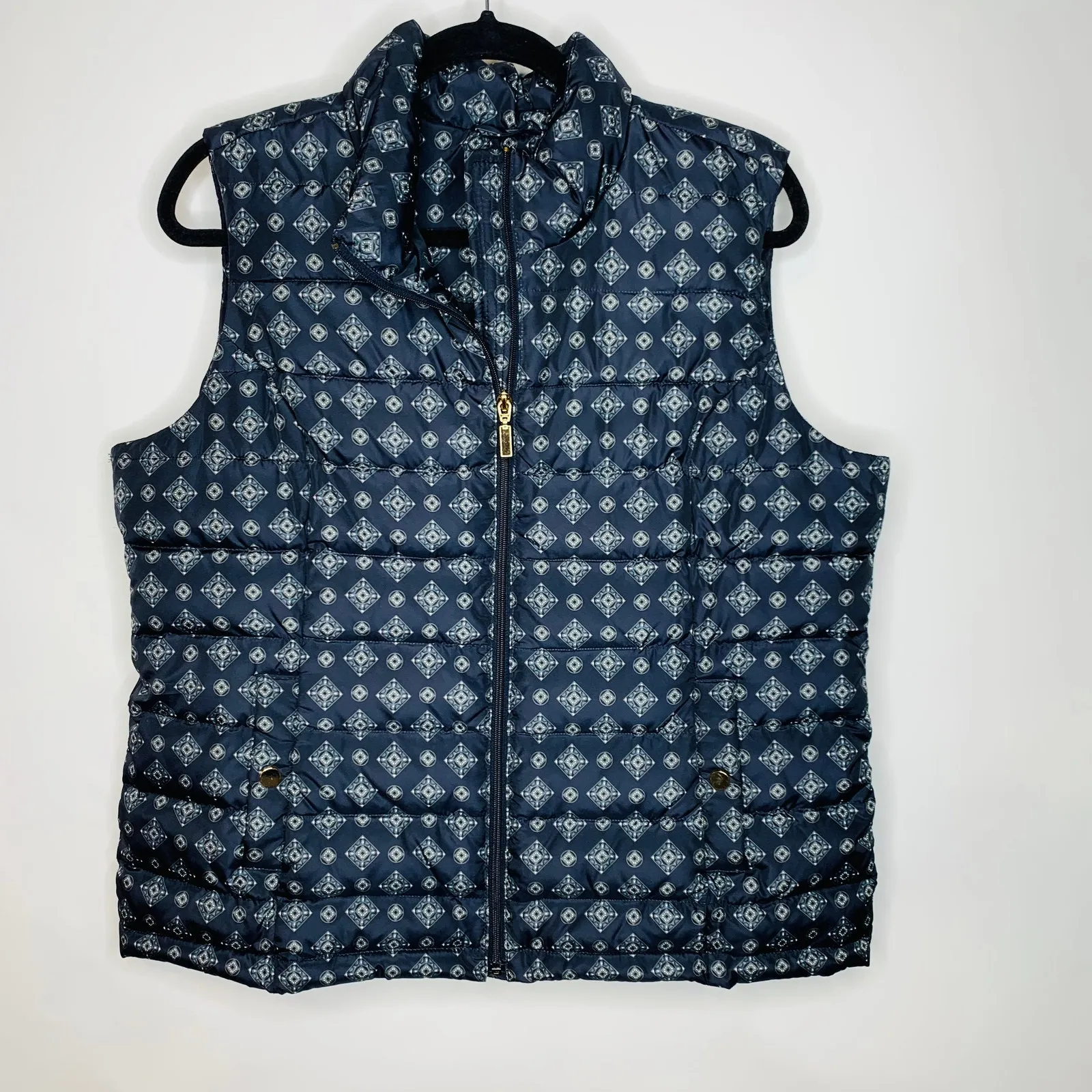 Navy Green Medallion Puffer Vest Sz Large - Image 5
