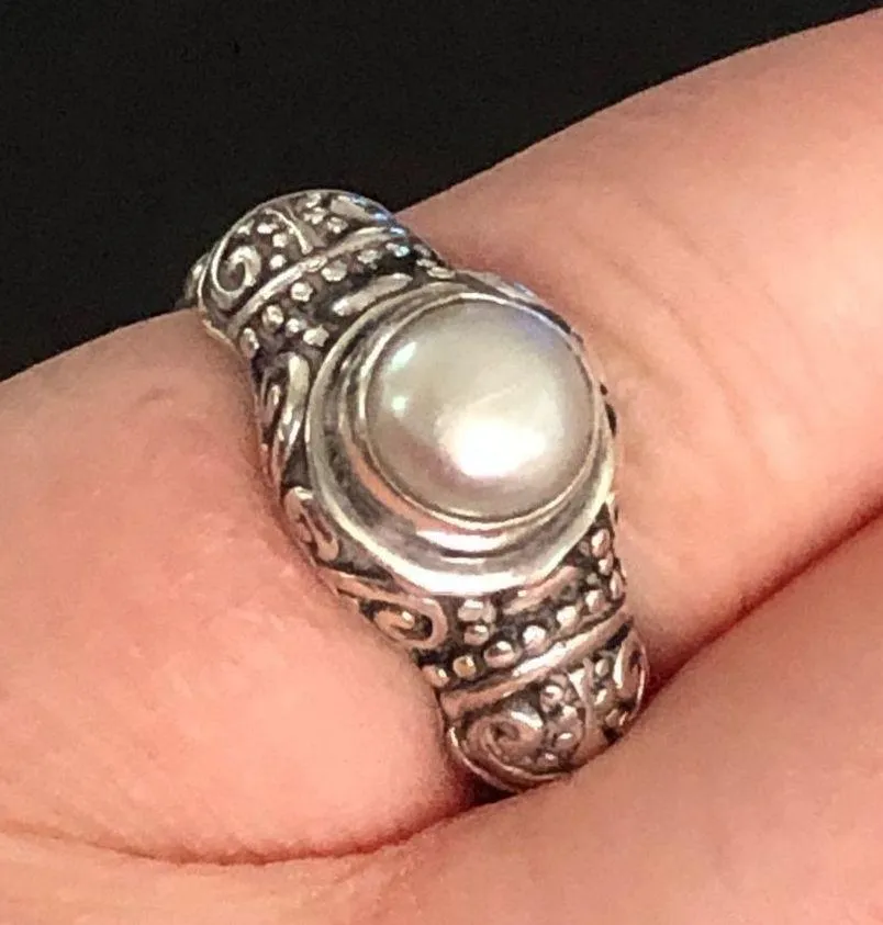Vintage Pearl and Sterling Sterling Filigree Ring Sz 6 - Image 4