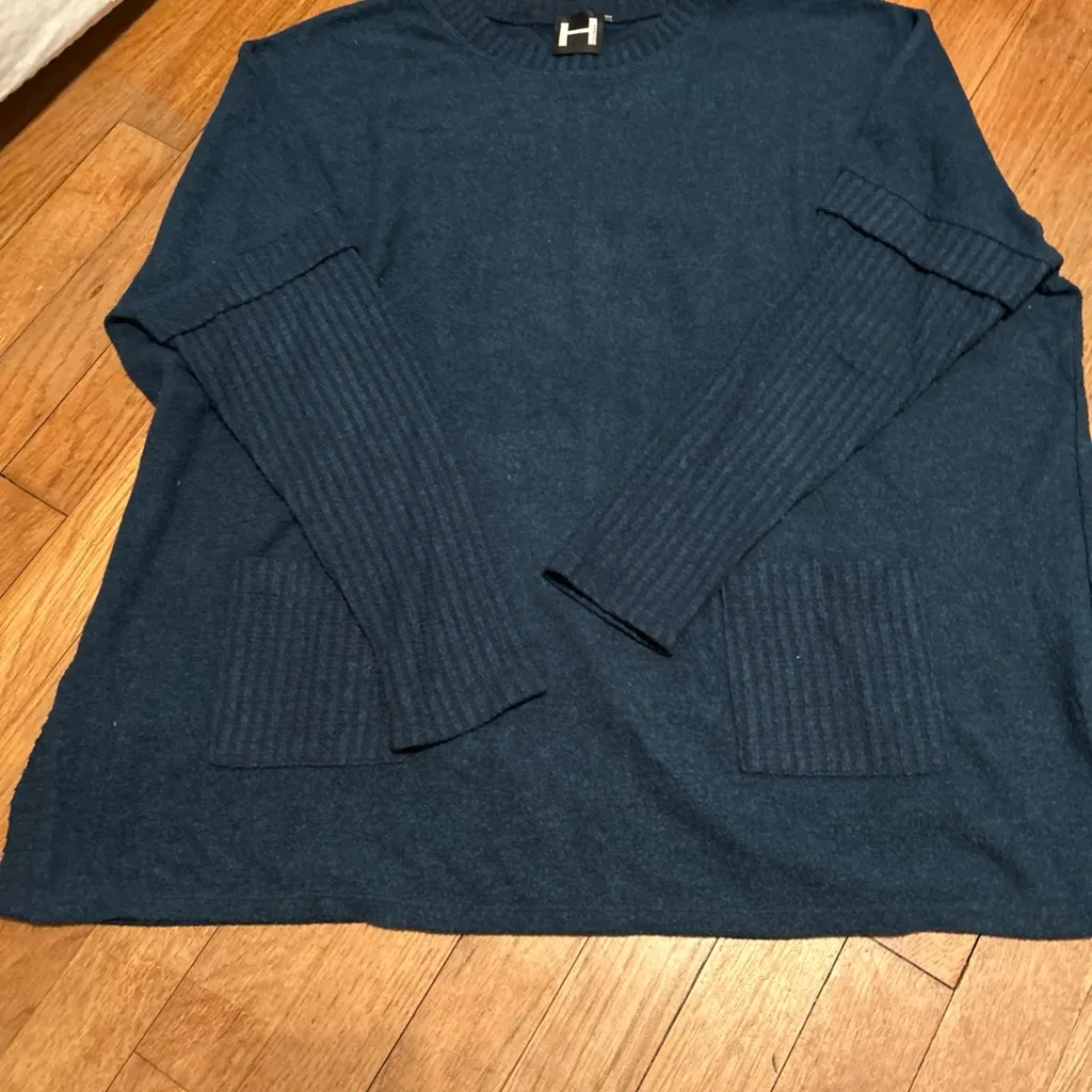 H by Bordeaux Blue Crew Neck Sweater‎ - Image 4