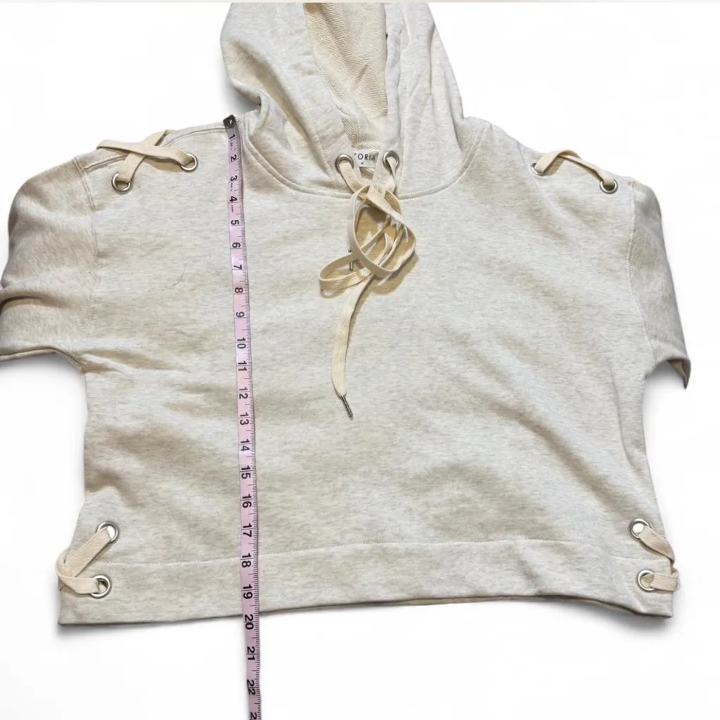 Cropped‎ Laced Grommet Hoodie - Image 16