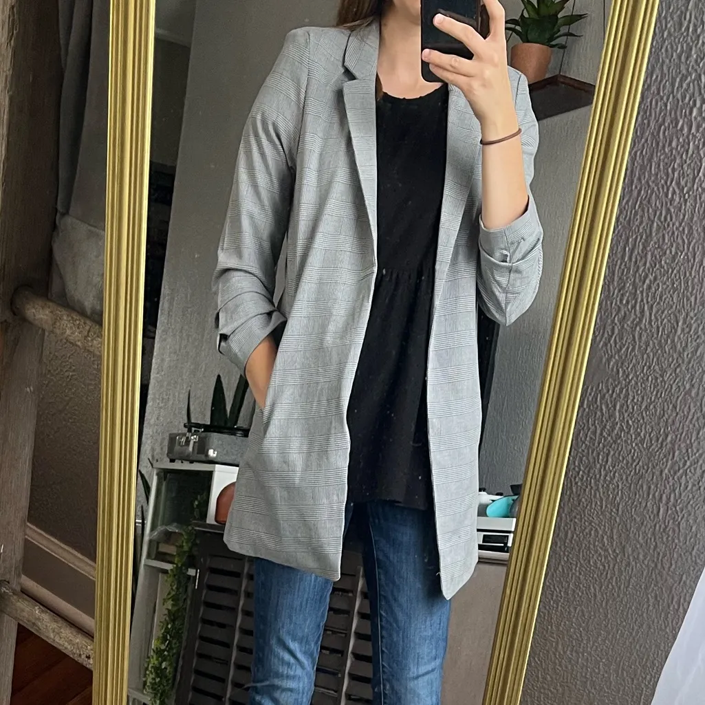 [Maison d’Amelie] Open Front Ruched Sleeve Blazer - Image 3