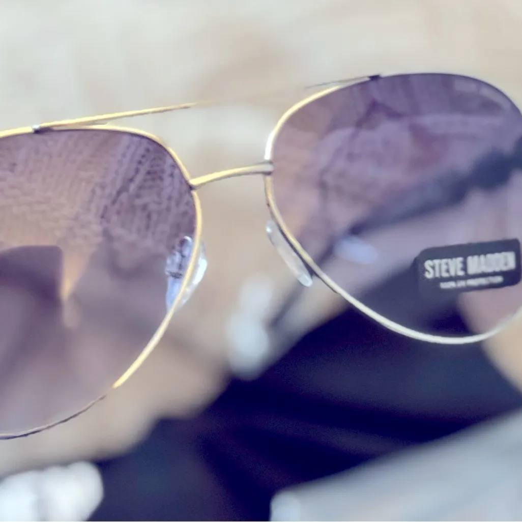 Steve Madden Aviator Black Susana Link Detail Sunglasses - Image 8