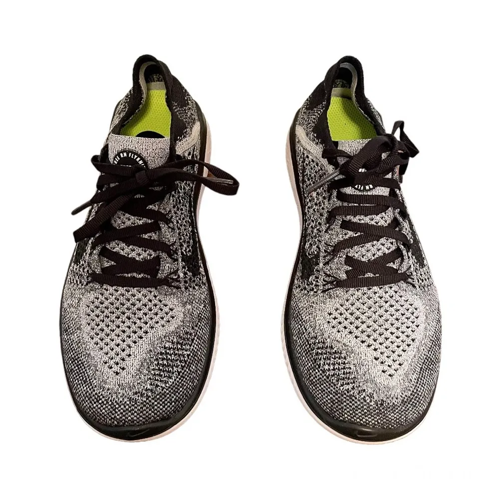 Nike Free Run Womens Flyknit Shoes Sz 7.5 Black White - Image 3