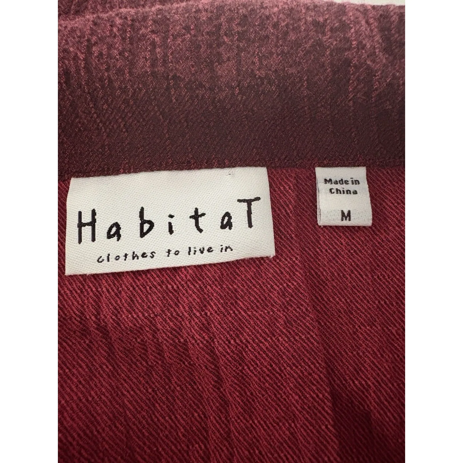 Habitat Seersucker Swing Top Size M Burgundy Elongated Buttons Lightweight Artsy - Image 6