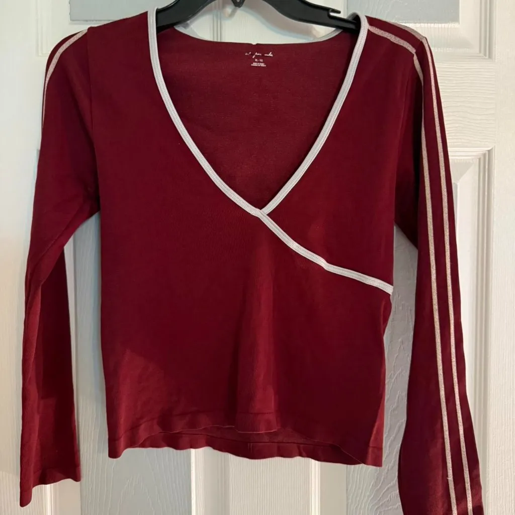 Urban Outfitters ( Out From Under) Sporty Surplus Seamless Long Sleeve Tee. NWOT - Image 2