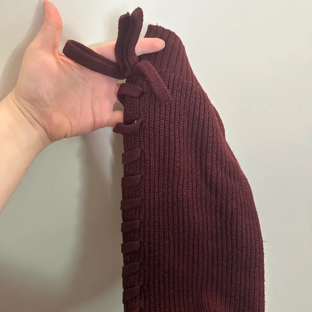 American Eagle Outfitters Maroon Knit Sweater Ribbon knit detail - Image 4