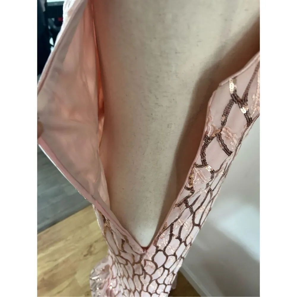 Lulus pink long sleeve sparkley fancy dress size large - Image 5