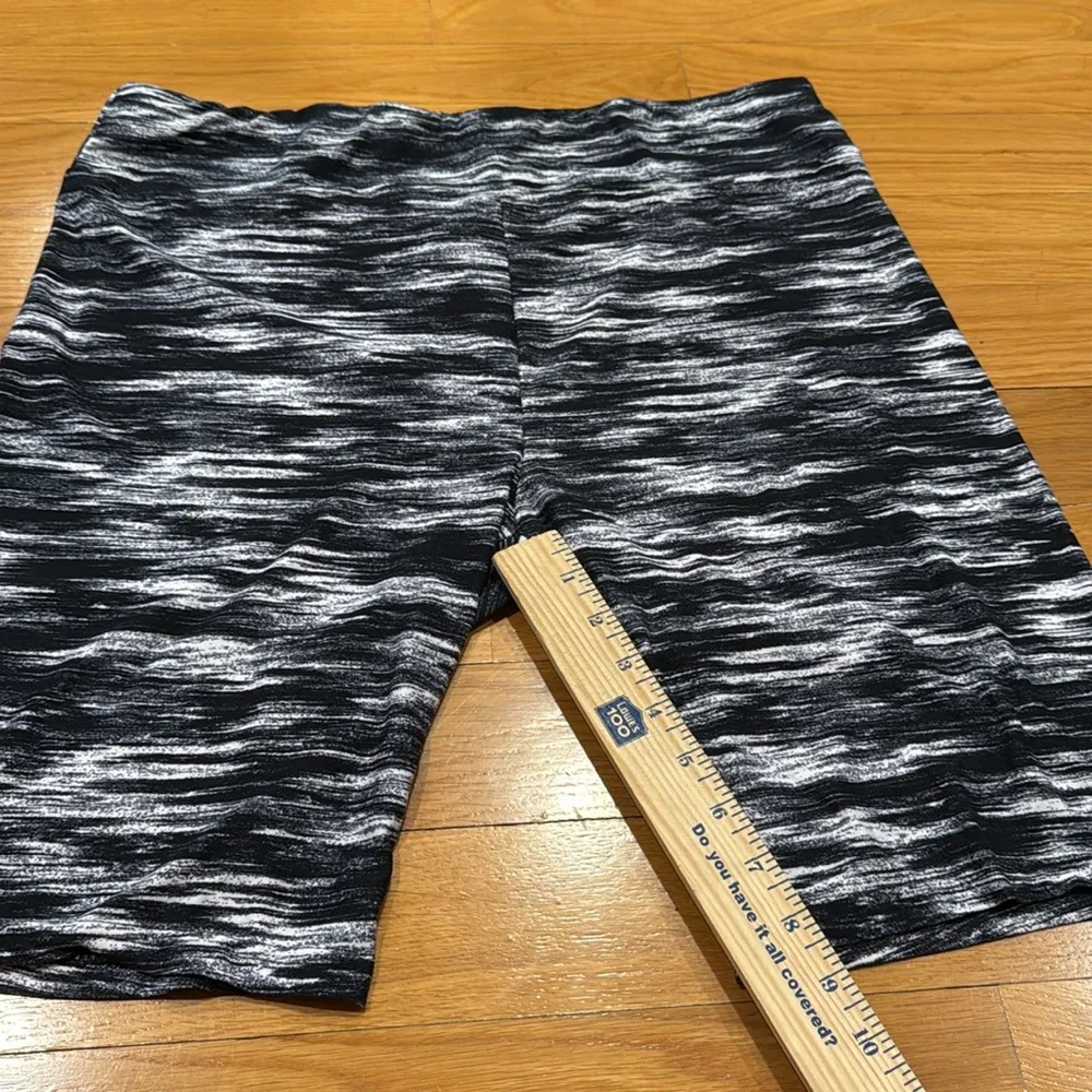 Terra & sky women’s plus sizer bike shorts size 1X (16W -18W) . - Image 5