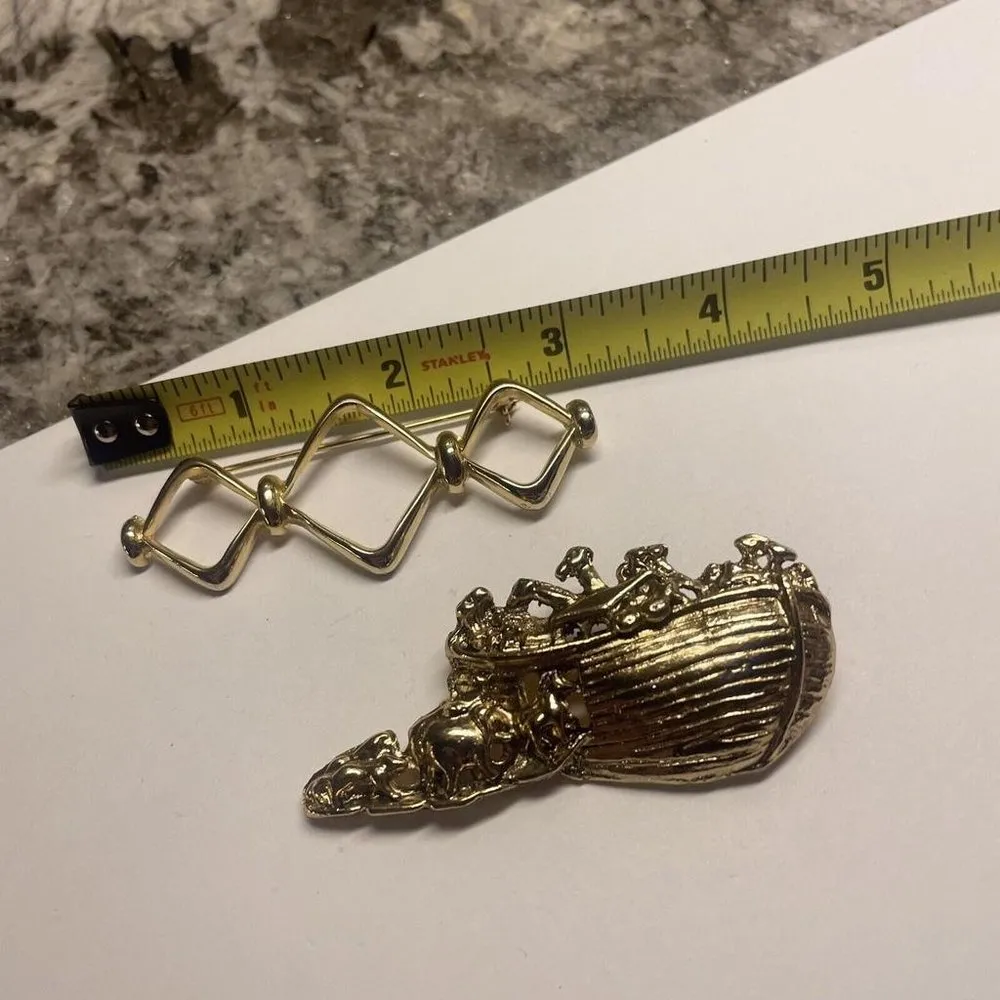 Lot Of 2 Large Brooch Pins Vintage - Image 6