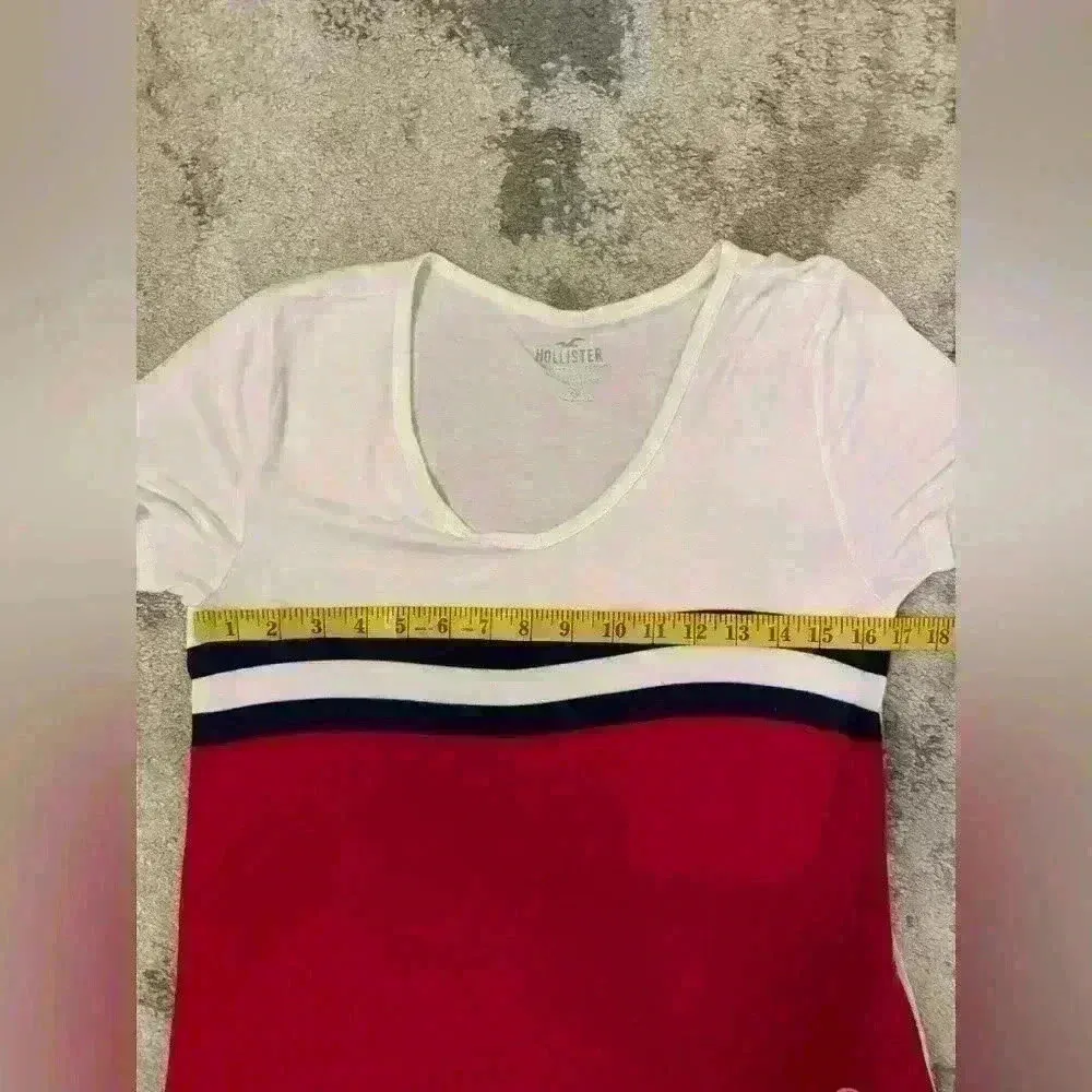 Women’s V-Cut Hollister T-Shirt - Image 4