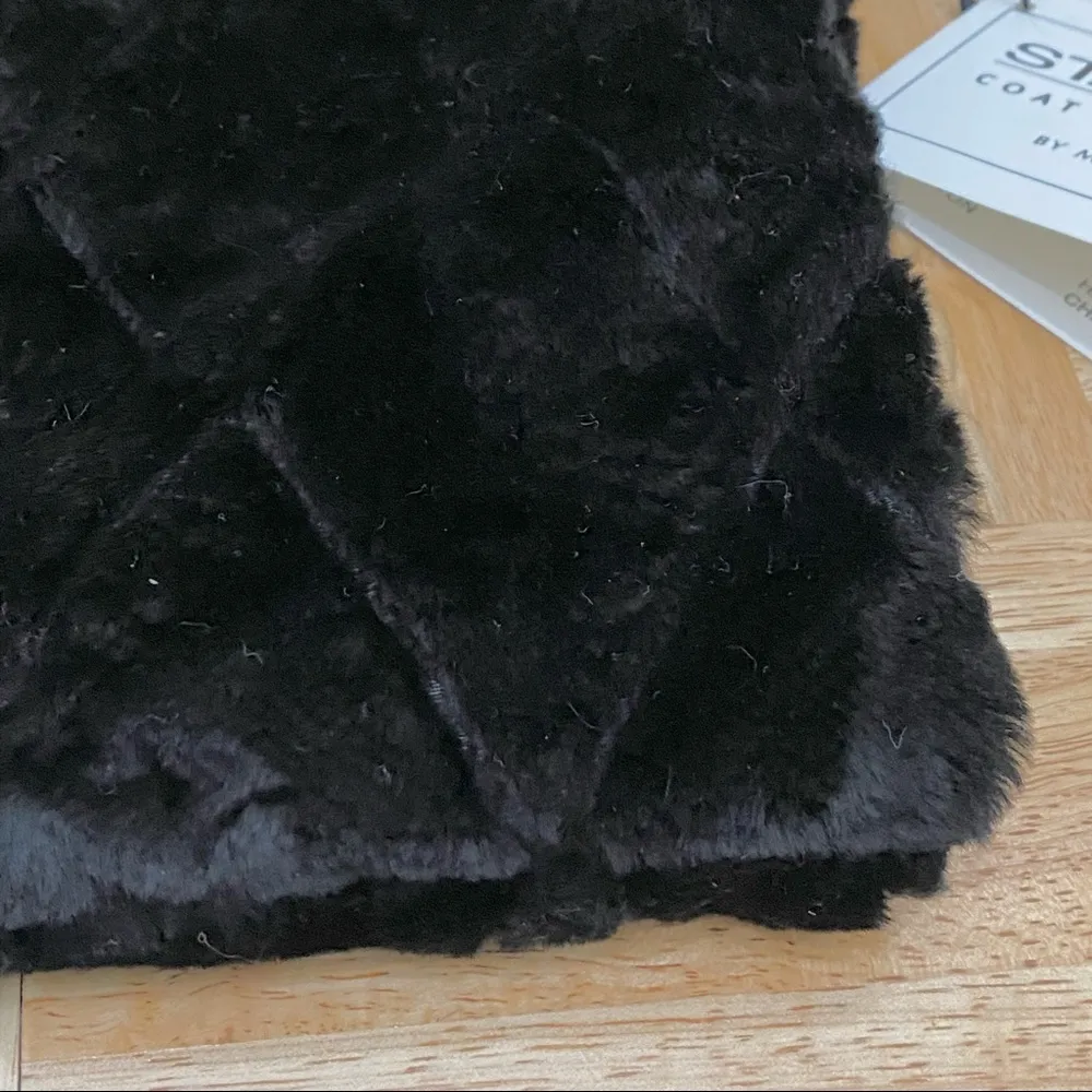 Vintage ST. JOHN Black Quilt Velour Chain Bag - Image 9