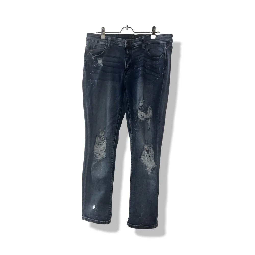 Judy Blue Bleach Splatter Distressed Boyfriend Jeans Size 15/32 - Image 2