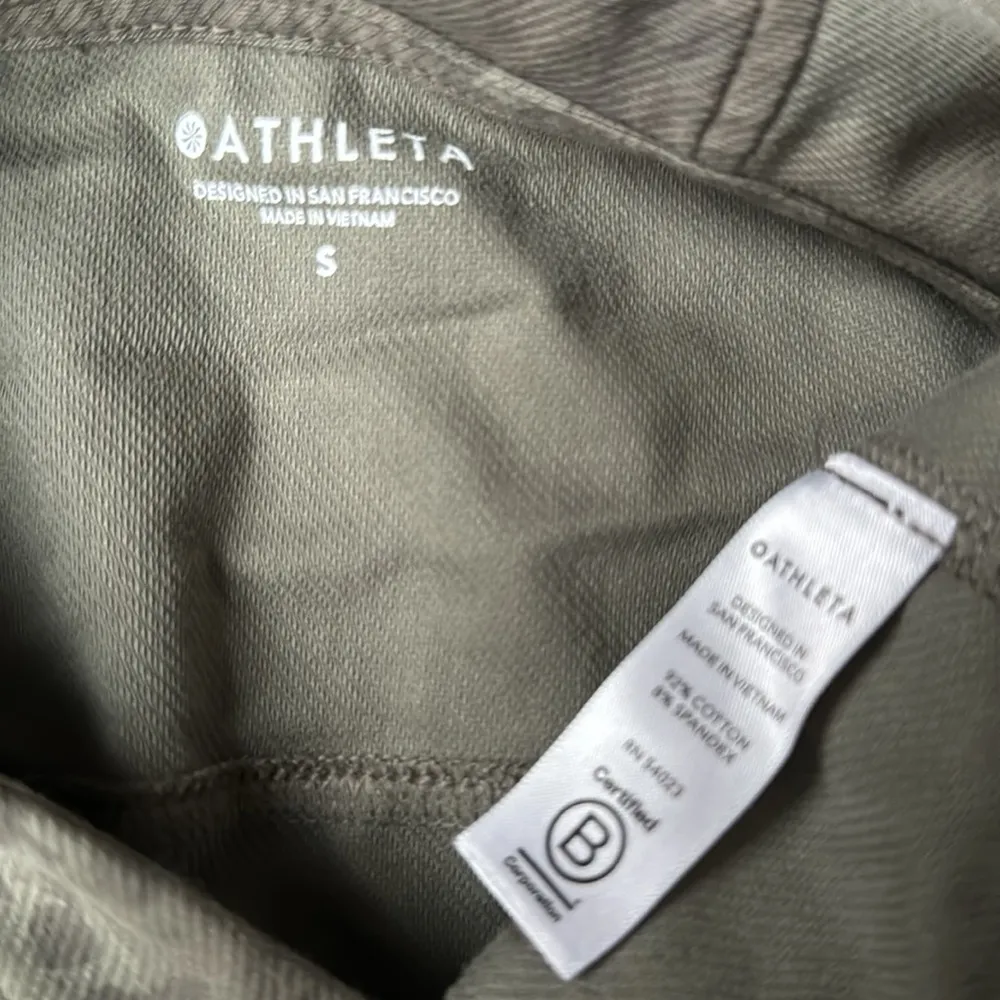 Athleta Camo High Low Hoodie Crop - Image 4