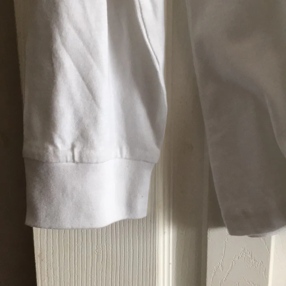 New FRIENDS Long Sleeve T Shirt Chloe,Phoebe, Ross - Image 3