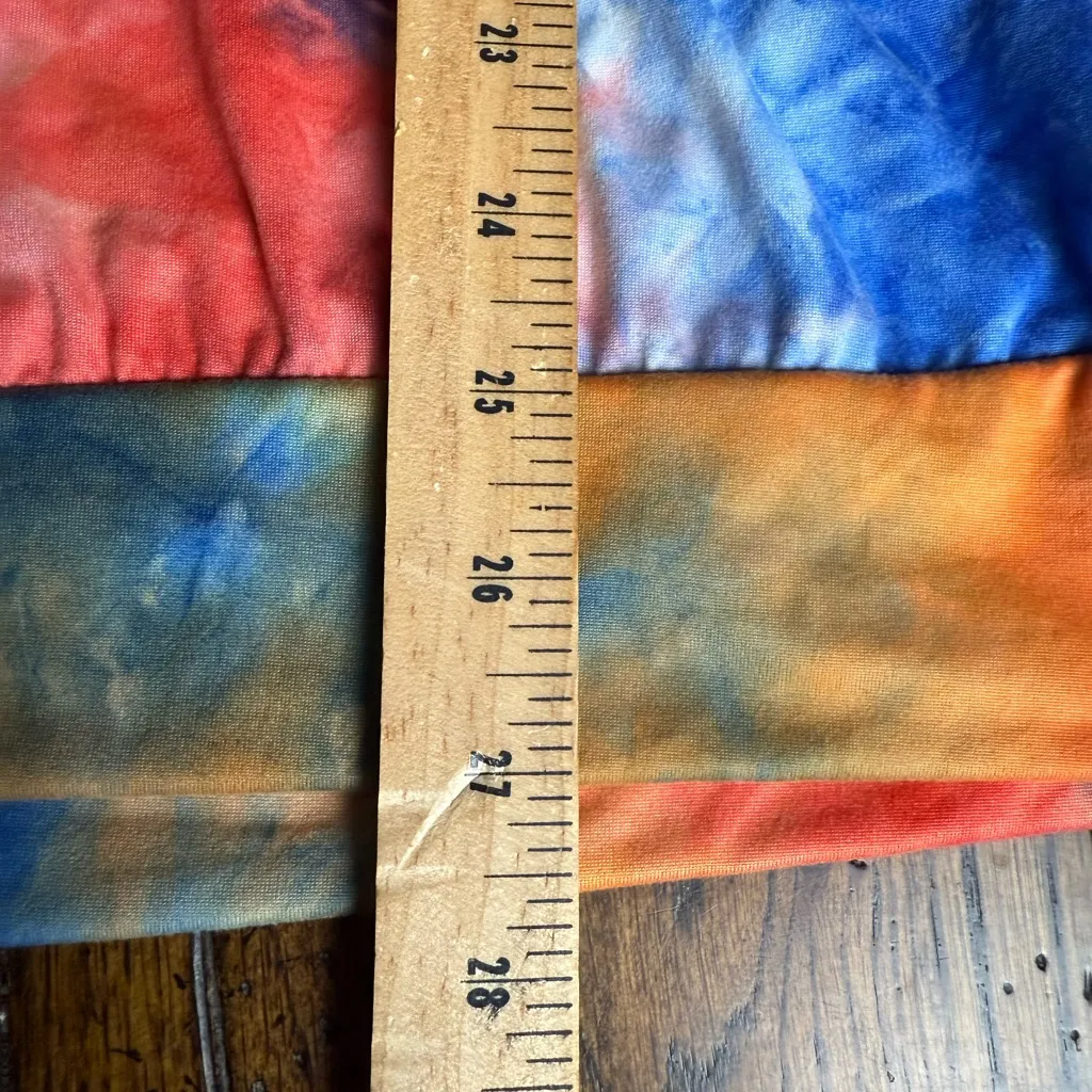 NWOT Boutique Colorful Tie-Dye V-Neck 3/4 sleeve Top‎ L - Image 3