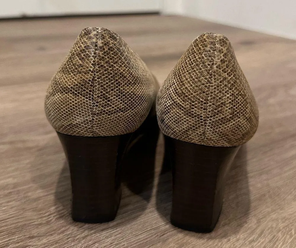 Vintage Stuart Weitzman Snakeskin Square Toe Heel - Image 5