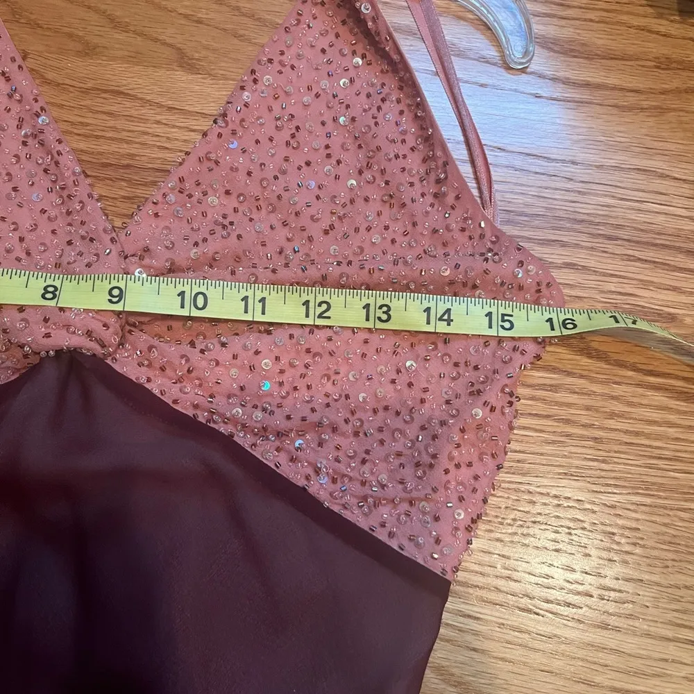 BCBG sequined halter dress Size 6 - Image 5