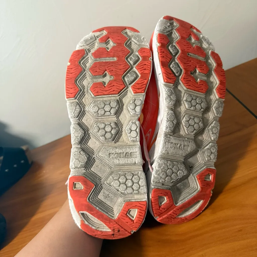 Hoka One One Women's Clifton‎ 2 Bright Orange Coral Running Athletic Tennis Shoe Size 10 - Image 8