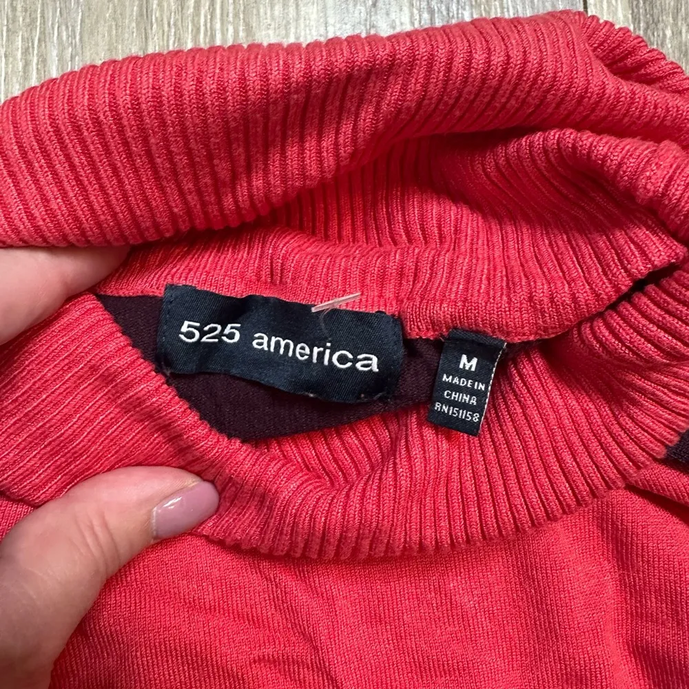 525 America Colorblock Red Turtleneck Sweater, Size Medium - Image 5
