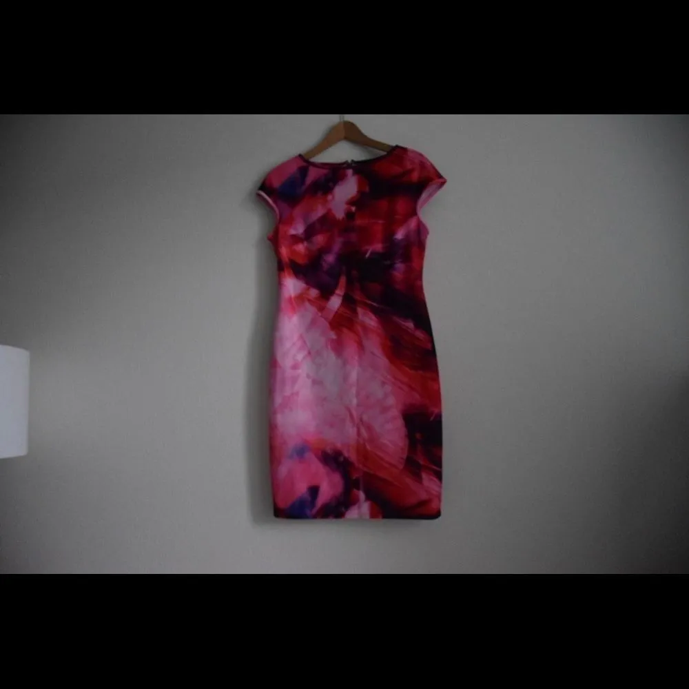 Julia Jordan Fuchsia Digital Print Scuba Business Office Cap Sleeve Dress Size 8 - Image 6