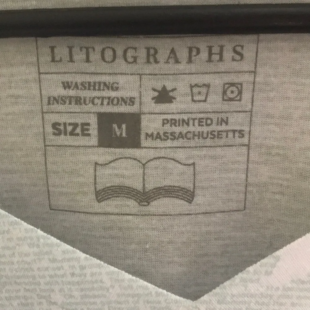 We were liars script shirt Size M - Image 2