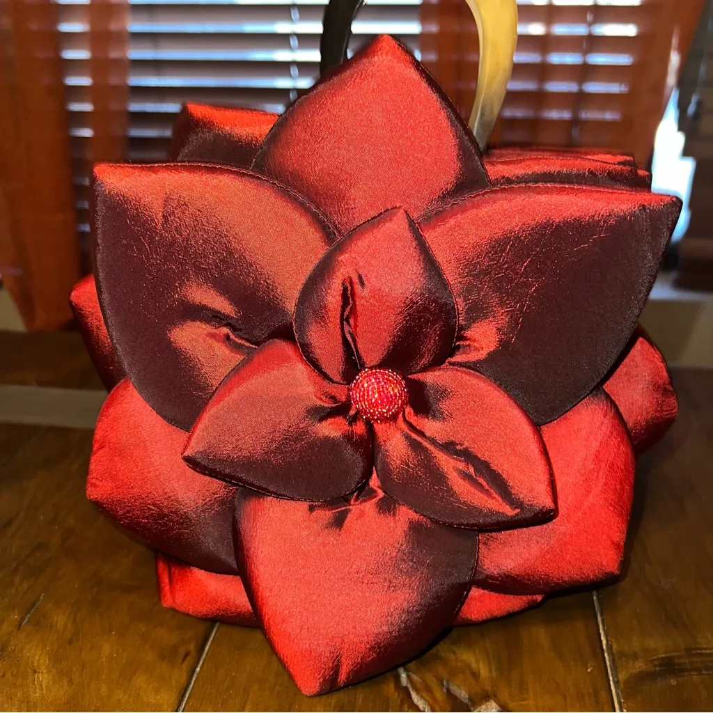 Stunning Red Satin Flower Handbag - Image 2