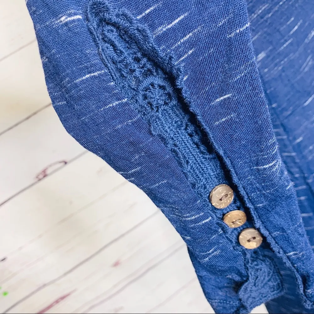 Lily Rose Dark Blue 3/4 Sleeve Scoop Neck Top Size XS - Image 5