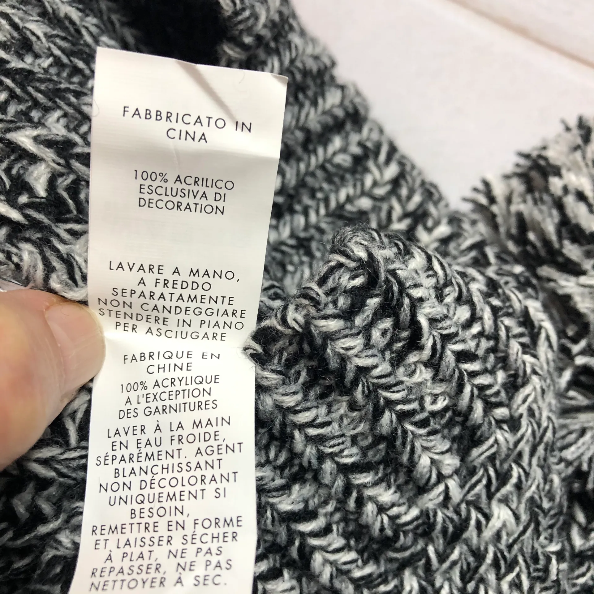 Rebecca Minkoff NWT -  - Women’s Marled Beanie & Hand Warmers - Image 8