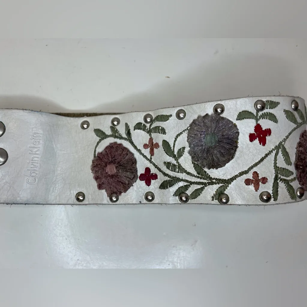 Calvin Klein Y2K Boho Floral Embroidered White Genuine‎ Leather Belt Size M - Image 5